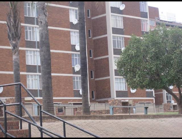 3 BEDROOM APARTMENT FOR SALE IN KWAGGASRAND